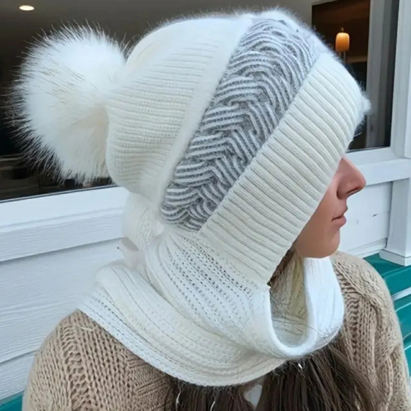 Soft Warm Cozy Pom Attached Scarf Hat New - Picture 1 of 1